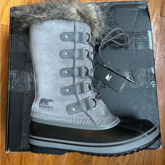 Sorel Joan of arctic boots - Picture 2 of 10